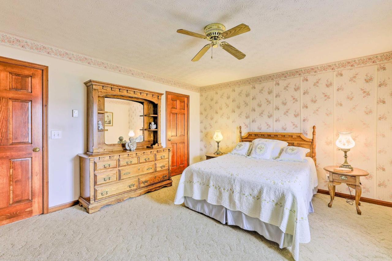 Charming Williamstown Retreat With Private Yard Villa Dış mekan fotoğraf