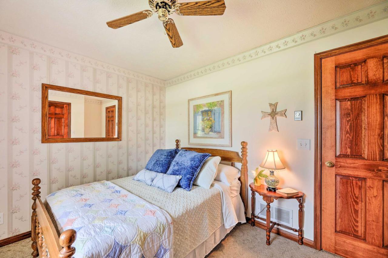 Charming Williamstown Retreat With Private Yard Villa Dış mekan fotoğraf