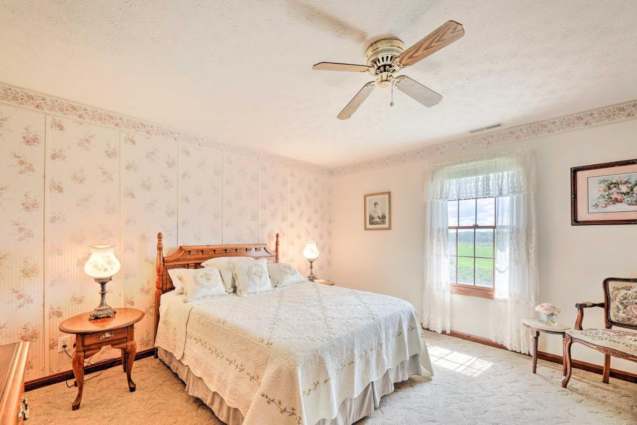 Charming Williamstown Retreat With Private Yard Villa Dış mekan fotoğraf