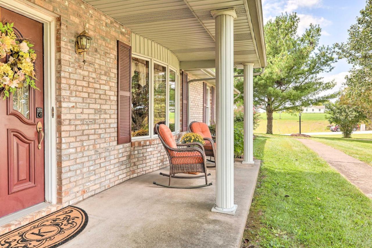 Charming Williamstown Retreat With Private Yard Villa Dış mekan fotoğraf
